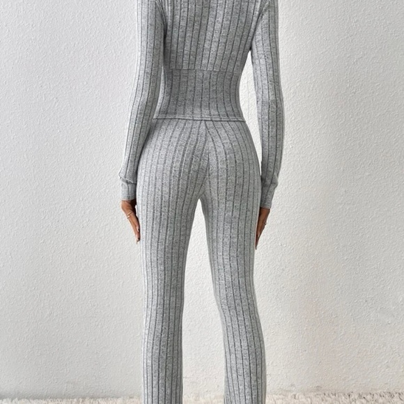 Surplice Neck Tee & Flare Leg Pants *NEW* - Picture 2 of 8